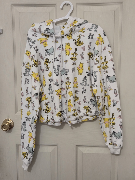 Sweaters - Winnie the Pooh Graphic Hoodie - White & Yellow
